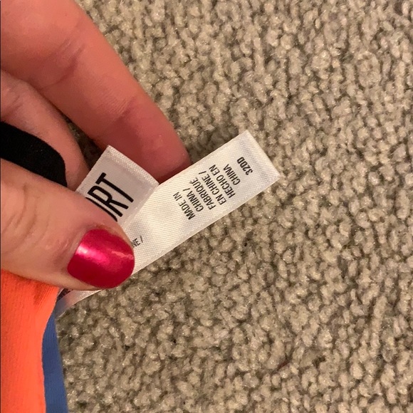 VS sports bra - Picture 2 of 3